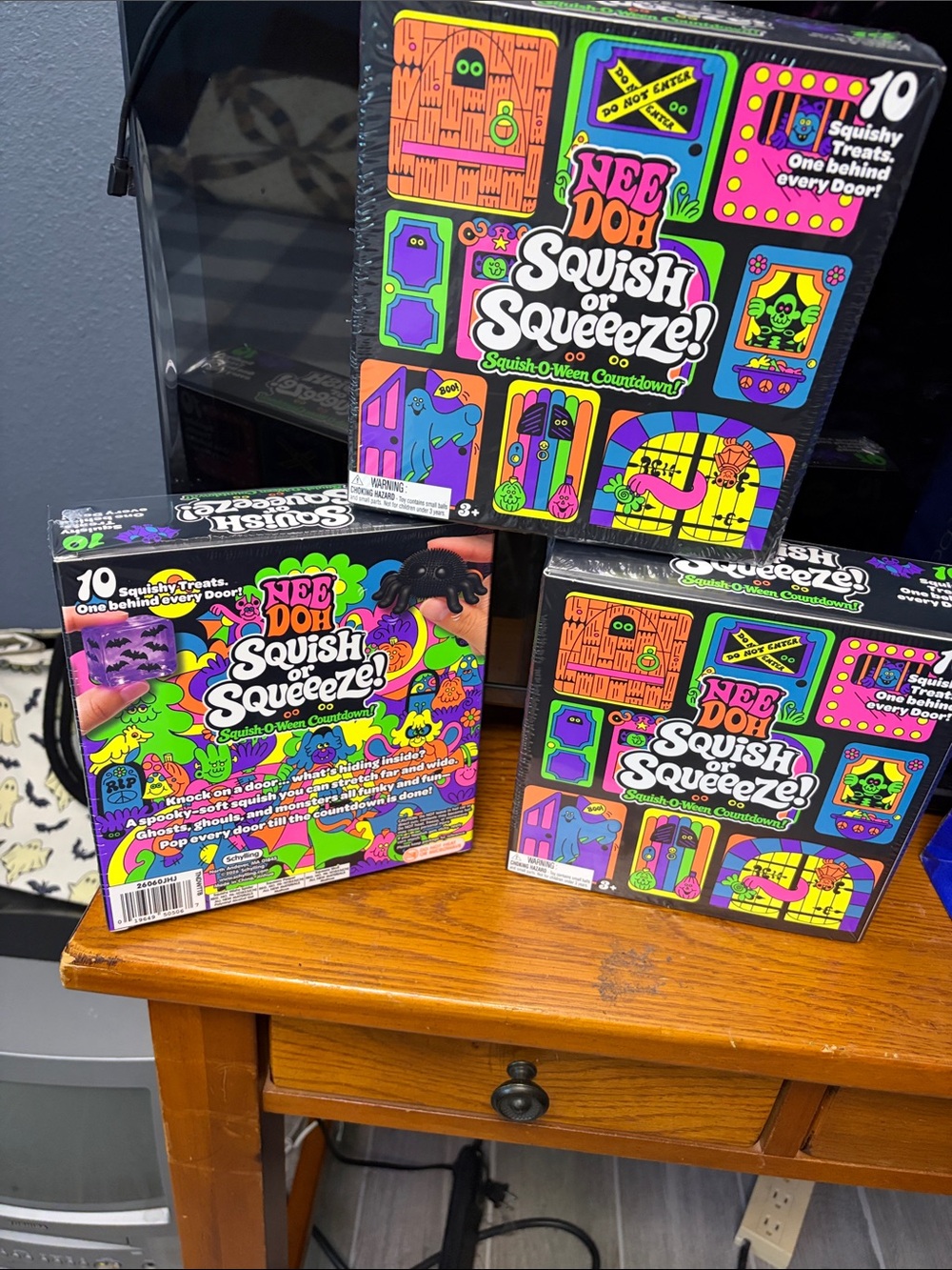 Needoh Squish or Squeeze! Squish-O-Ween Countdown Kids Toy - Multicolor